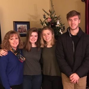 Meet your Posher, Tiffany